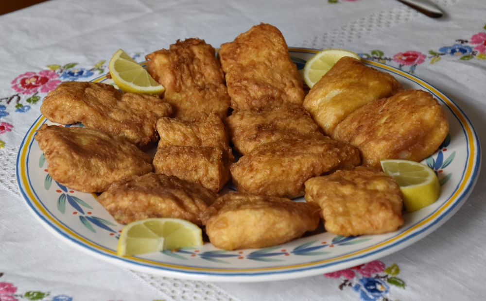 El abadejo es un pescado blanco de sabor suave y carne firme. Se usa mucho: